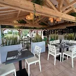Campingplads Mobil-home Avec Terrasse A Pour 5 Personnes - Api-1-52-1572 Espelette