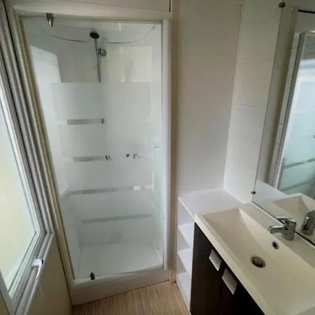 Mobil-home Avec Terrasse A Pour 5 Personnes - Api-1-52-1572 Campingplads *